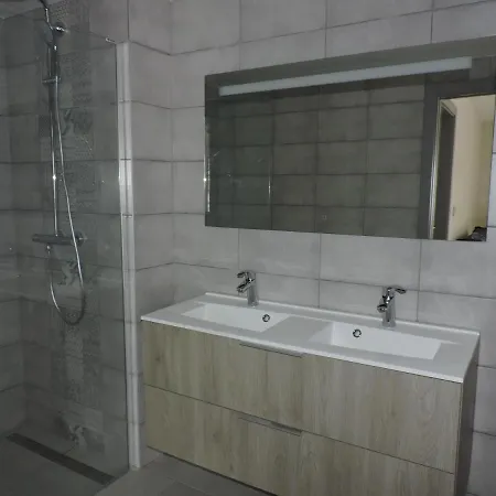 Apartment Avec Balcon Terrasse Plein Sud Proche Et Centre Wifi