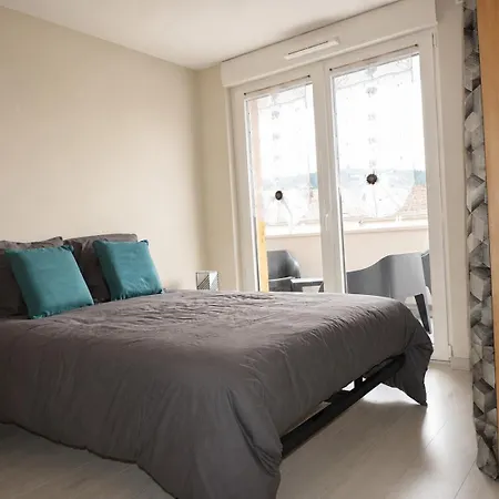 Appartement Avec Balcon Terrasse Plein Sud Proche Et Centre Wifi *